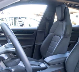 Porsche Macan Electric 4 AWD 2026
