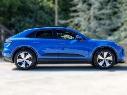 Porsche Macan Electric 4 AWD 2026