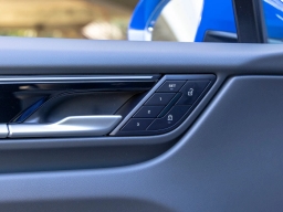 Porsche Macan Electric 4 AWD 2026