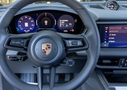 Porsche Macan Electric 4 AWD 2026