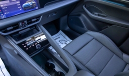 Porsche Macan Electric 4 AWD 2026