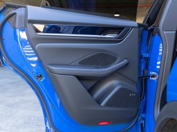 Porsche Macan Electric 4 AWD 2026