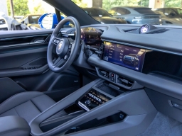 Porsche Macan Electric 4 AWD 2026