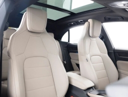 Porsche Macan Electric 4 AWD 2026