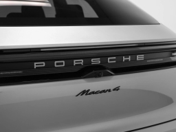 Porsche Macan Electric 4 AWD 2026