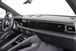 Porsche Macan Electric 4 AWD 2026