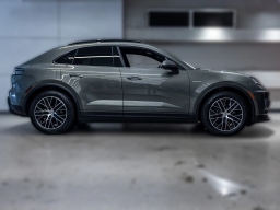 Porsche Macan Electric 4 AWD 2026