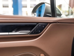 Porsche Macan Electric 4 AWD 2026