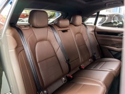 Porsche Macan Electric 4 AWD 2026