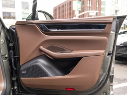 Porsche Macan Electric 4 AWD 2026