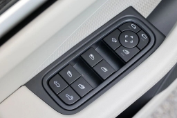 Porsche Macan Electric 4 AWD 2026