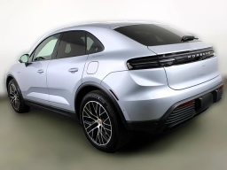 Porsche Macan Electric 4 AWD 2026