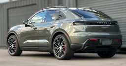 Porsche Macan Electric 4S AWD 2026