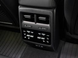 Porsche Macan Electric 4S AWD 2026