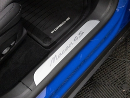 Porsche Macan Electric 4S AWD 2026