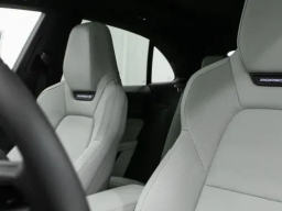Porsche Macan Electric 4S AWD 2026