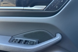 Porsche Macan Electric 4S AWD 2026