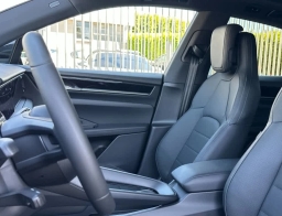 Porsche Macan Electric 4S AWD 2026