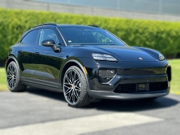Porsche Macan Electric 4S AWD 2026