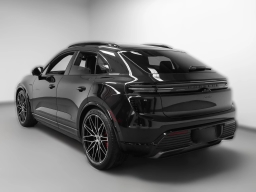 Porsche Macan Electric Turbo AWD 2026