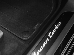 Porsche Macan Electric Turbo AWD 2026