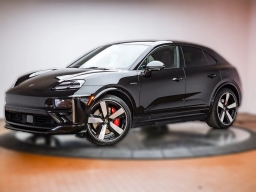 Porsche Macan Electric Turbo AWD 2026