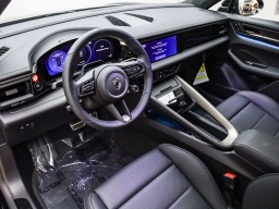 Porsche Macan Electric Turbo AWD 2026