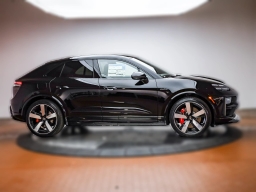 Porsche Macan Electric Turbo AWD 2026