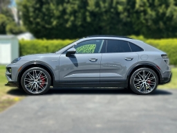 Porsche Macan Electric Turbo AWD 2026