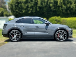 Porsche Macan Electric Turbo AWD 2026