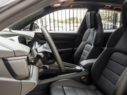 Porsche Macan Electric Turbo AWD 2026