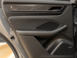 Porsche Macan Electric Turbo AWD 2026