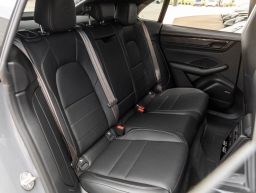 Porsche Macan Electric Turbo AWD 2026
