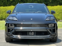 Porsche Macan Electric Turbo AWD 2026