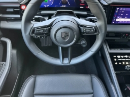 Porsche Macan Electric Turbo AWD 2026