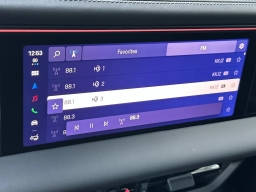 Porsche Macan Electric Turbo AWD 2026