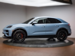 Porsche Macan Electric Turbo AWD 2025