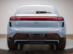 Porsche Macan Electric Turbo AWD 2025