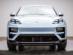 Porsche Macan Electric Turbo AWD 2025
