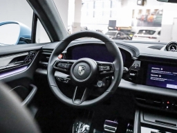 Porsche Macan Electric Turbo AWD 2025
