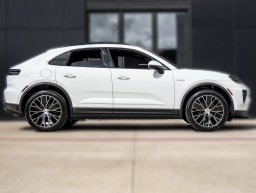 Porsche Macan Electric RWD 2026