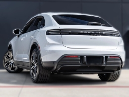 Porsche Macan Electric RWD 2026