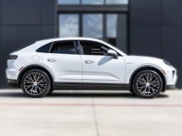 Porsche Macan Electric RWD 2026