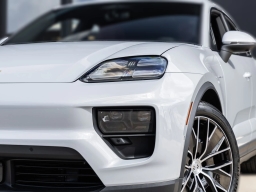 Porsche Macan Electric RWD 2026
