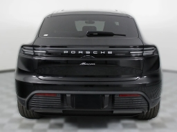 Porsche Macan Electric RWD 2026