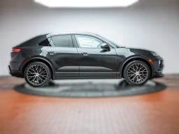 Porsche Macan Electric RWD 2026
