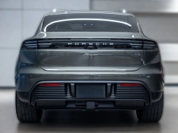 Porsche Macan Electric RWD 2026