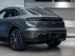 Porsche Macan Electric RWD 2026