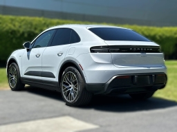 Porsche Macan Electric RWD 2026