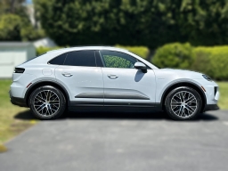 Porsche Macan Electric RWD 2026